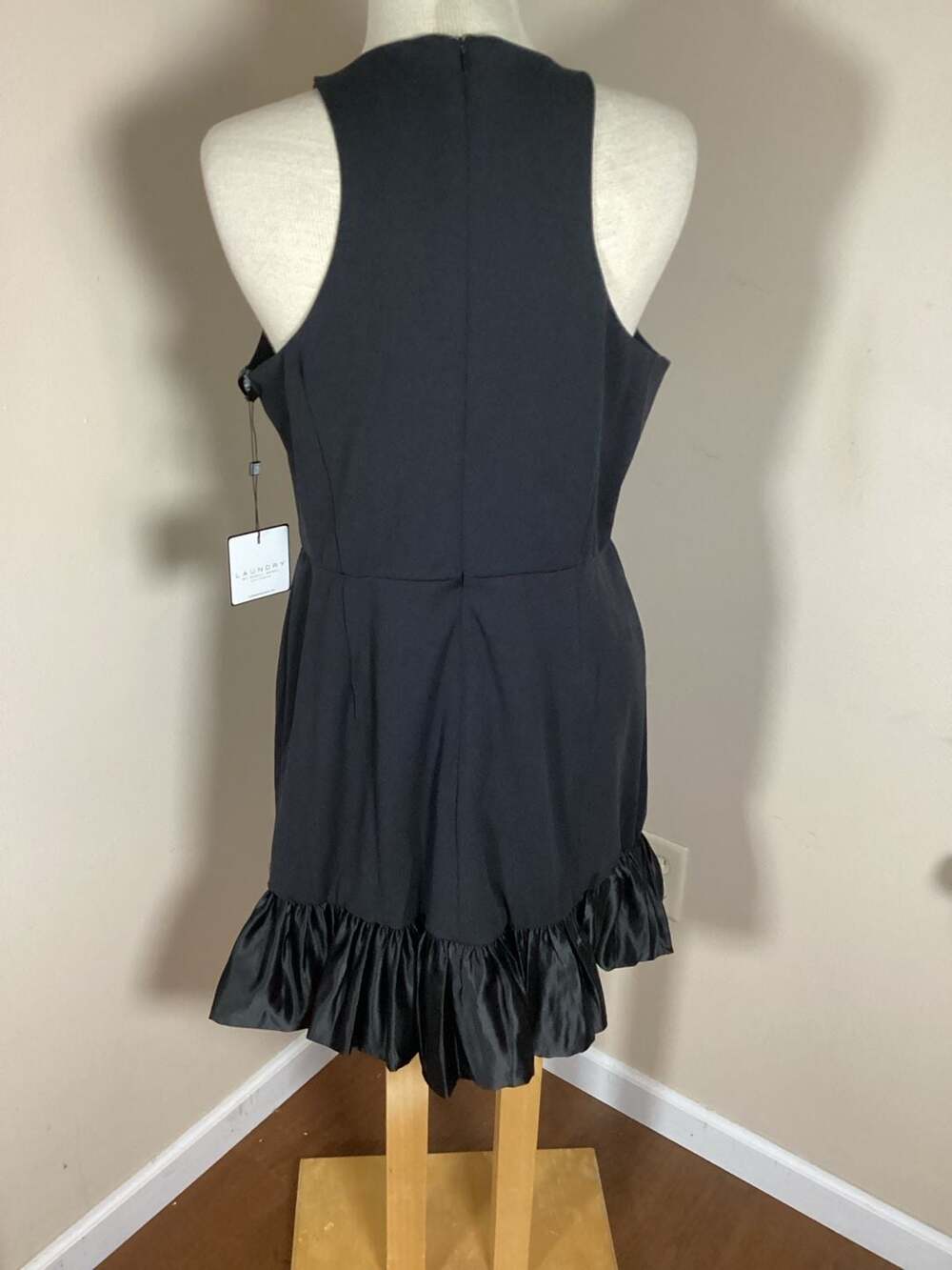 Laundry by Shelli Segal Coco Sleeveless Ruffle Hem Fit and Flare Dress